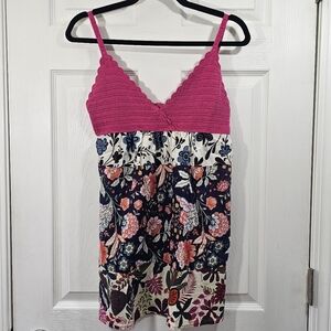 Sweater Project Multi Color Crocheted Floral Sleeveless Summer Top Size Medium